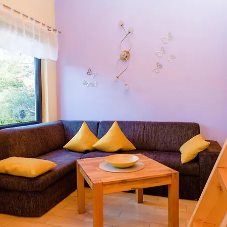 別荘 Hexenschlummer - Schlafzimmer Und Romantischer Schlafboden ターレ